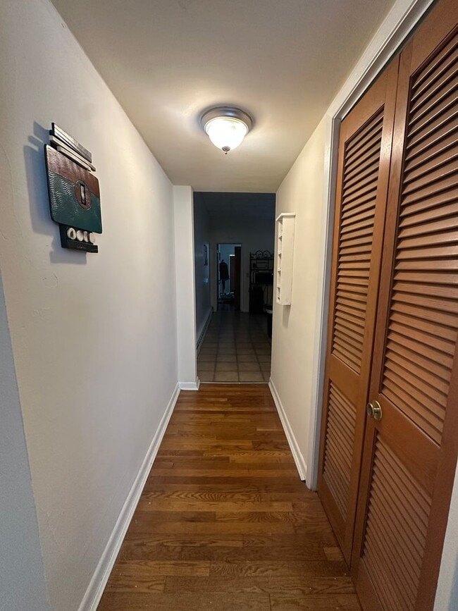 Photo - 2810-2812 Jefferson Ave Unidad 3