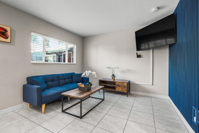 Photo - 202 N Fremont Ave Unit 7