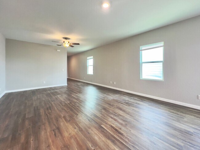 Photo - 12756 Cygnus