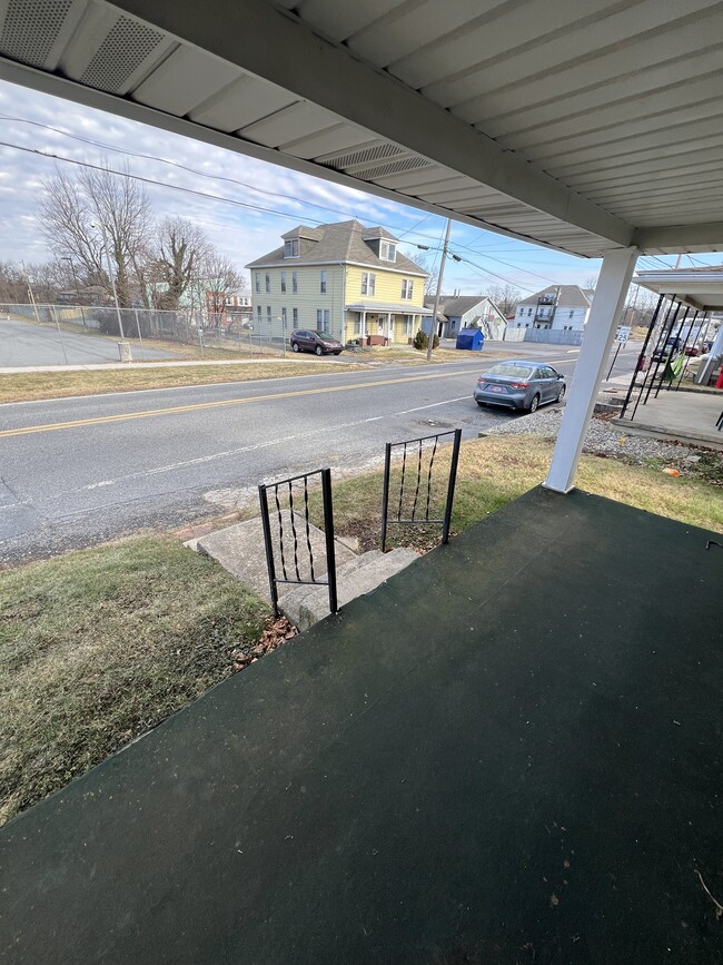 Private Porch - 218 N Queen St Unit 218-A