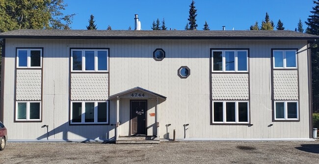 4744 Glasgow Dr Unit 1