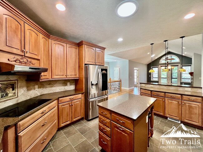 Photo - LUXURY MOUNTAIN LIVING IN GATED COMMUNITY