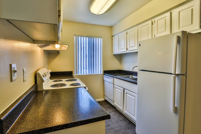 Photo - Tamarus Villas