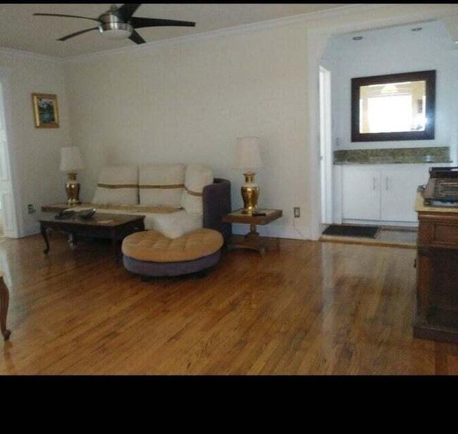 Photo - 808 S 12th St