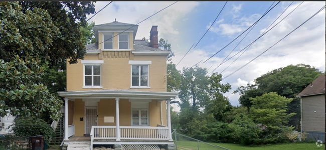 Building Photo - 944 Elberon Ave Unit 1 Rental