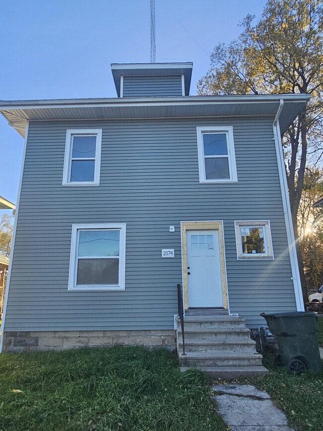 Building Photo - 2174 Lafayette St