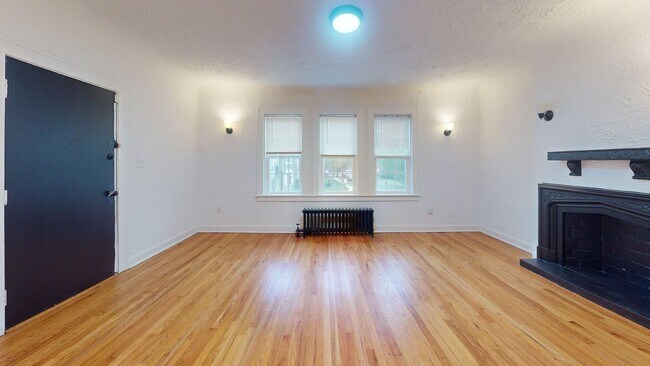 Photo - Moreland Place