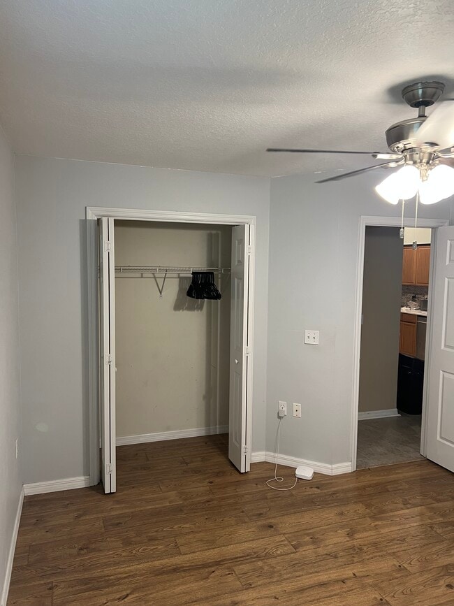 Photo - 1617 Broken Branch Dr