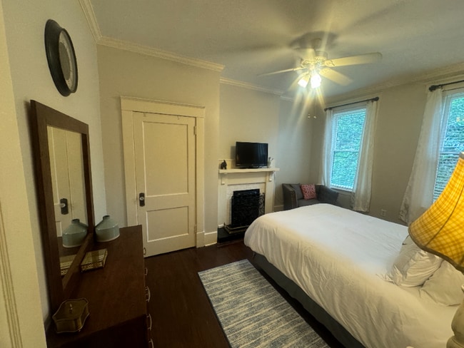 339 Whitaker St Unit 3