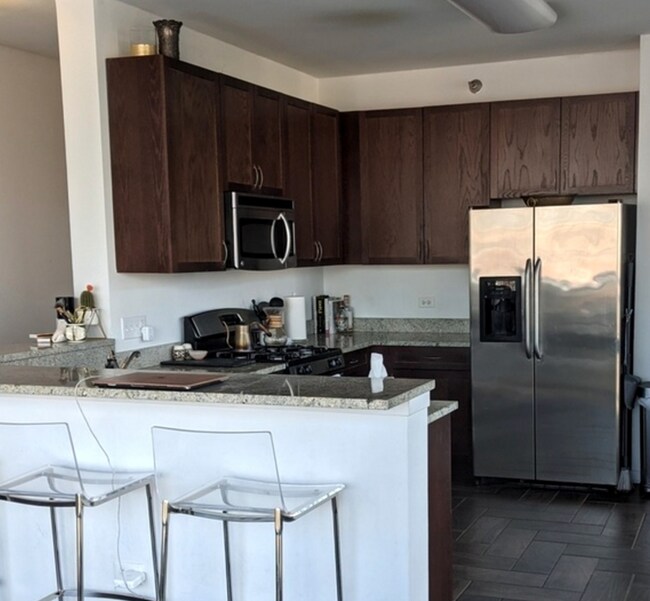 Photo - 757 N Orleans St Unidad 609