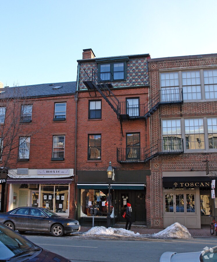 Photo - 49-49B Charles St