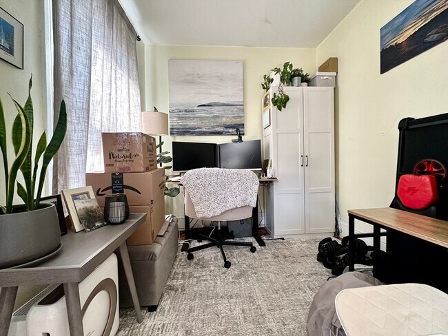 Photo - 9 Leverett St Unit 3