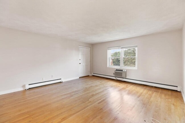 Photo - 138 Emerson Gardens Rd Unit 138