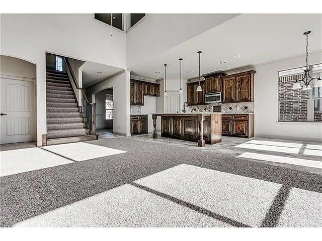 Photo - 908 Lake Meadow Ln