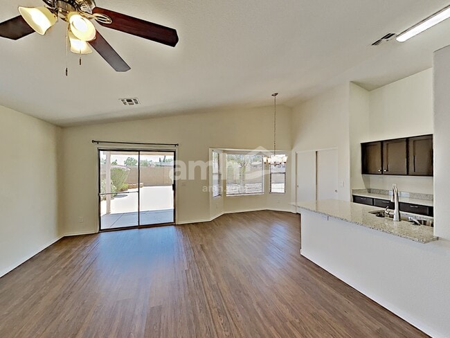 Photo - 7547 W Vermont Ave