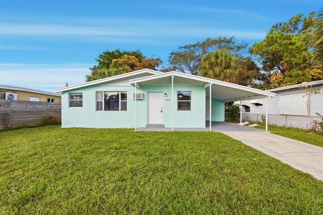 Building Photo - 533 NW 15th Way