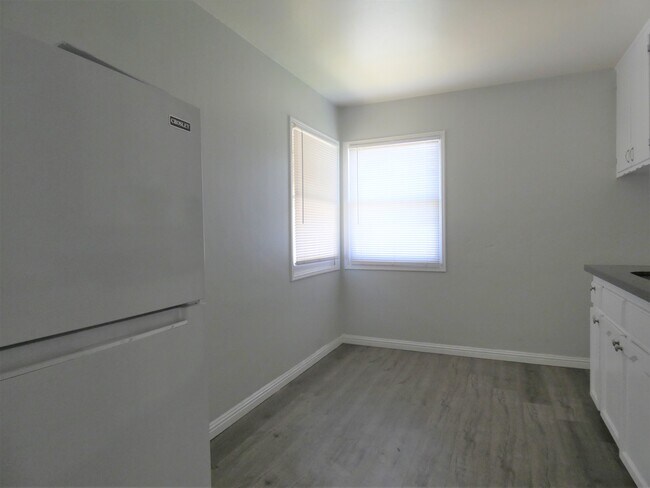 Photo - 445 W 15th St Unit 9