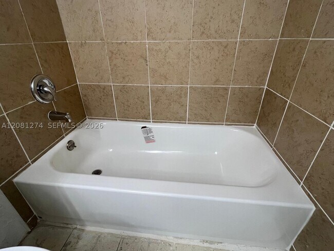 Photo - 4178 Lakeside Dr Unit 4178