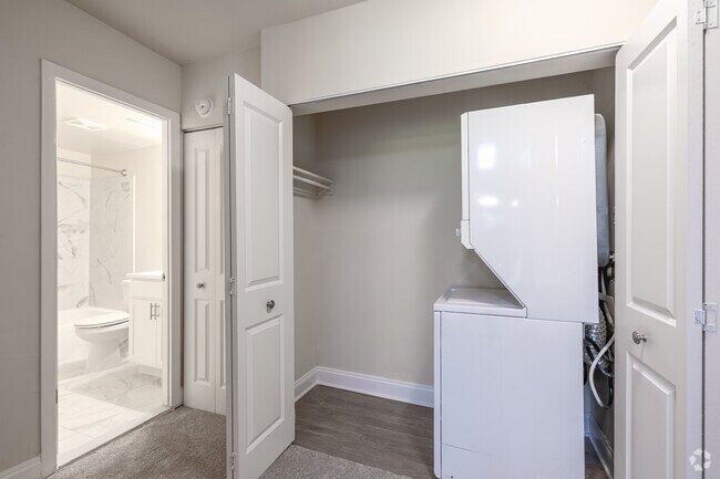 1BR, 1BA - 818SF - The Fallstaff - Laundry