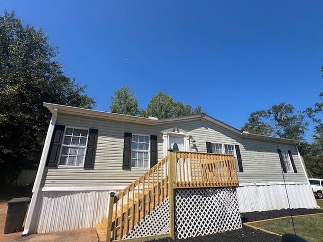 Building Photo - Taylors home ready for move in!