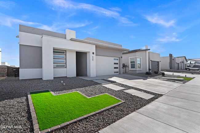 Photo - 620 Paseo Modesto Dr