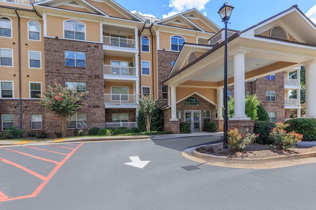 Galleria Manor Senior