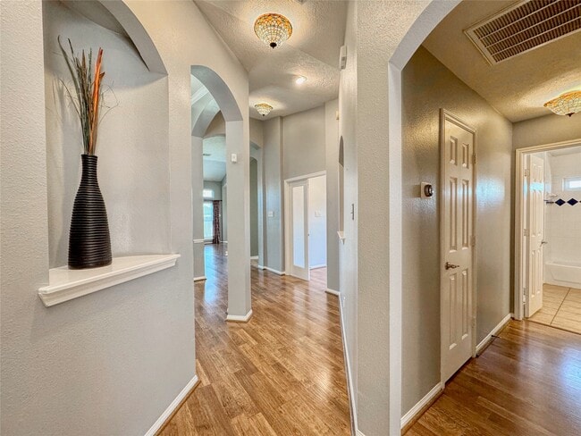 Photo - 3506 Deerbrook Ct