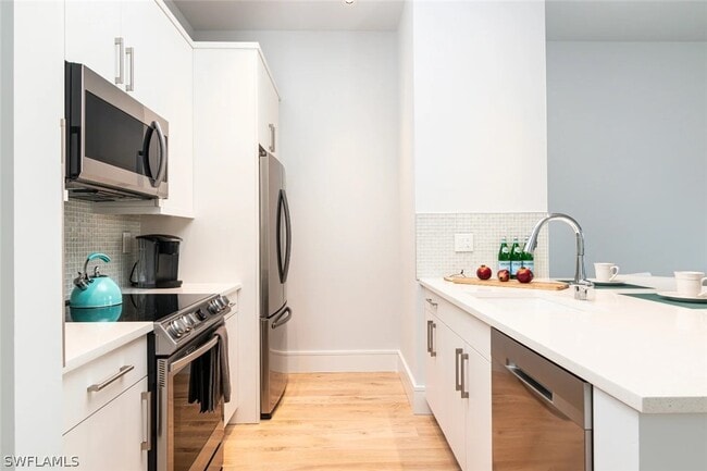 Photo - 101 8th St S Unidad 207