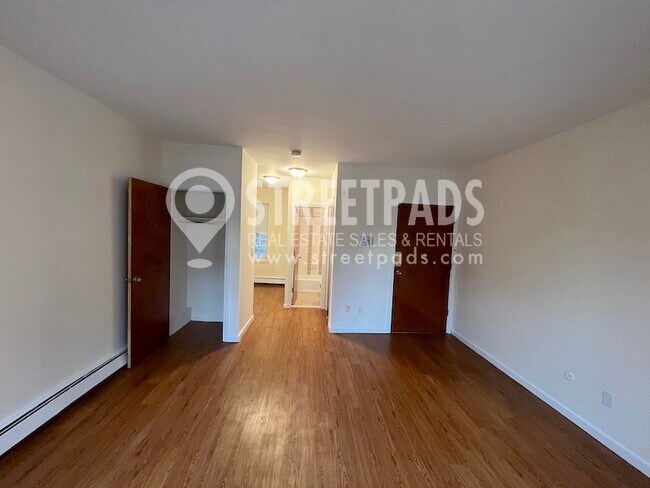78 S Huntington Ave Unidad 1