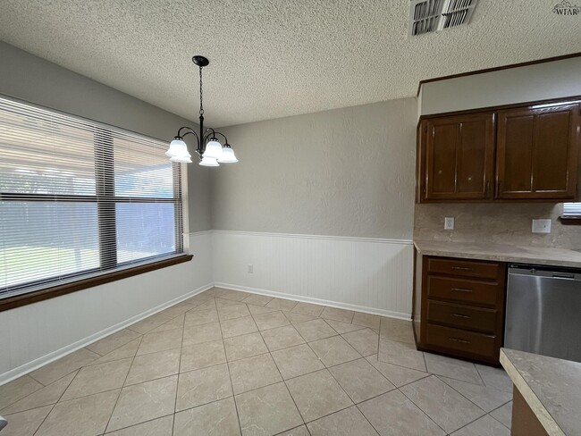 Photo - 5417 Pebblestone Dr