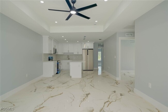 Photo - 805 W 12th St