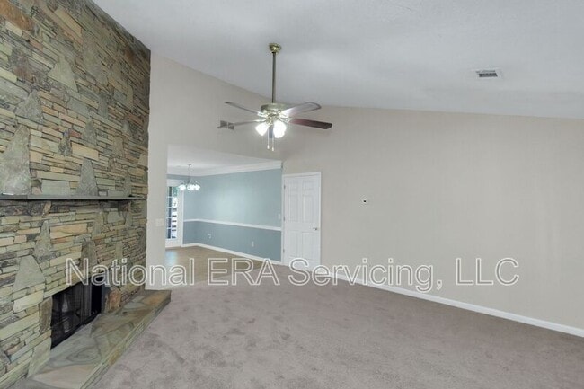 Photo - 30 Oaklake Ct