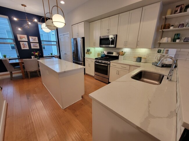 Photo - 1412 S 4th St Townhome