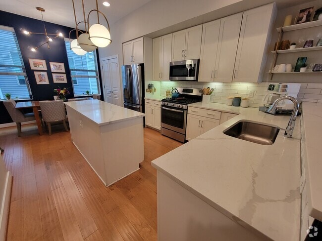 Building Photo - 1412 S 4th St Rental
