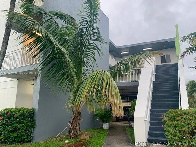 Photo - 2210 NW 34th St Unit 303