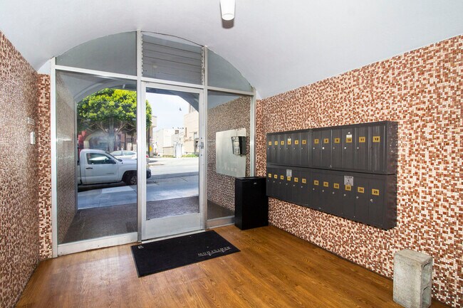 Photo - 310 6th Avenue