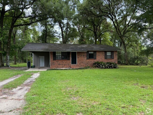 Building Photo - Updated Home in Downtown Crawfordville