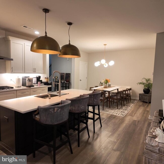 148 Kennedy Dr