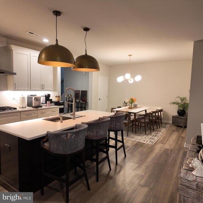 Photo - 148 Kennedy Dr