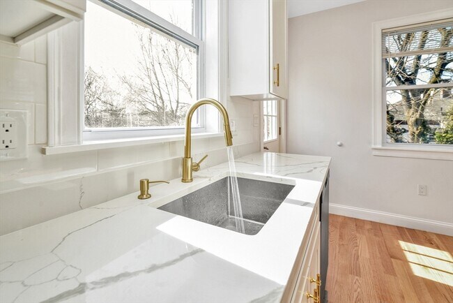 Photo - 30 Hiawatha Rd Unit (#2)