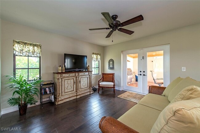 Photo - 496 Flamingo Ave