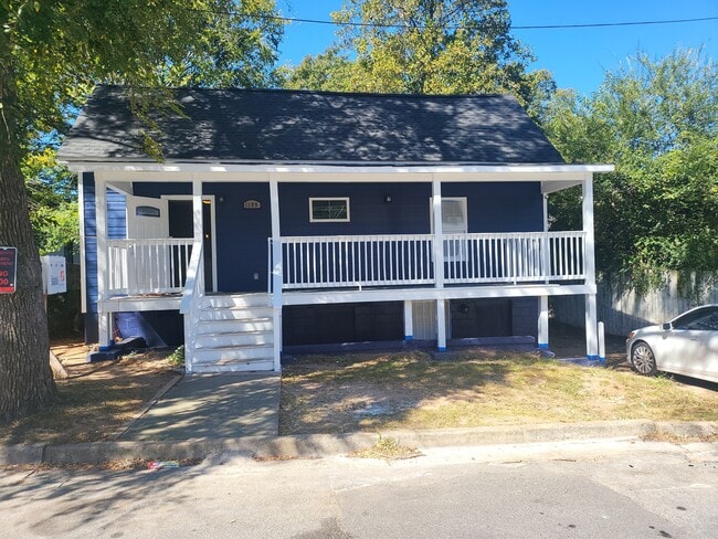 Building Photo - 1109 Windsor St SW