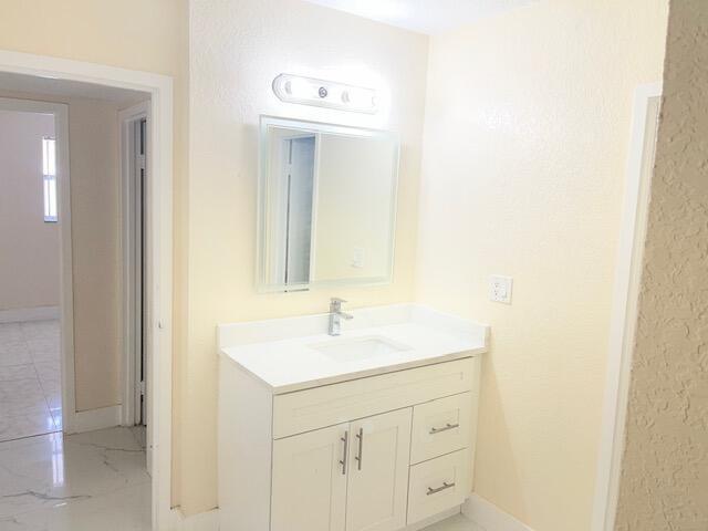 2960 Riverside Dr Unit 318-2