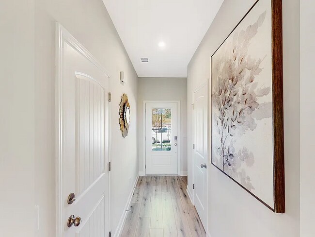 Photo - 3044 Duvall Dr