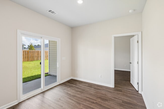 D1 - 4BR, 2.5BA - 1,870SF - Dining Area