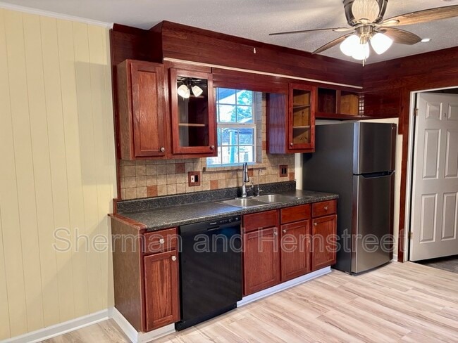 Photo - 263 Fairfax Pl