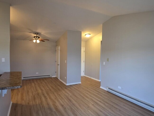 Photo - 1361 Cunat Ct Unit 2C