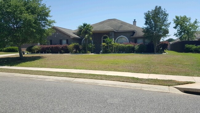 Building Photo - 9286 Ottawa Dr