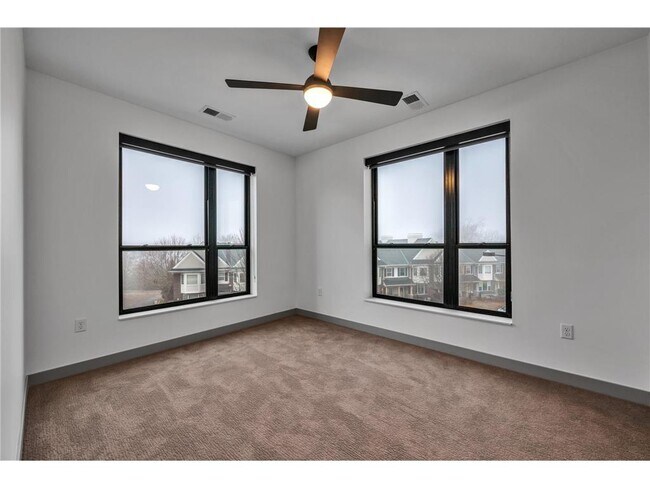 Photo - 640 Wisconsin Ave N Unit 318