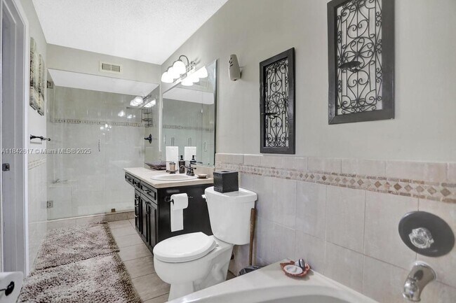 Photo - 20533 NE 6th Ct